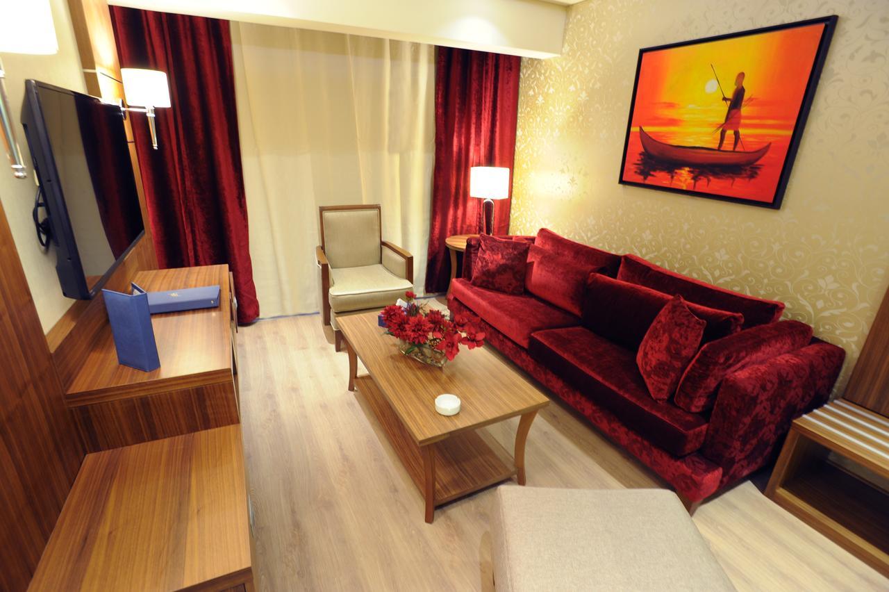 Gems Hotel Beirut Bagian luar foto