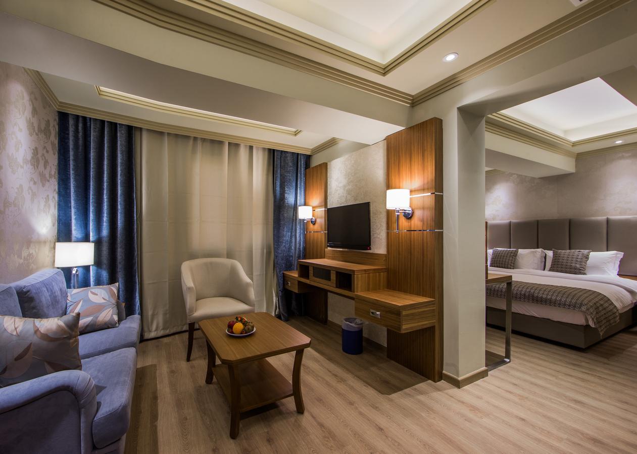 Gems Hotel Beirut Bagian luar foto